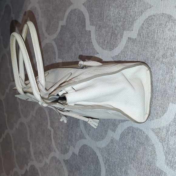 Vintage Y2K Dooney & Bourke Alto Tassel Tote in Bone Leather - Picture 3 of 7